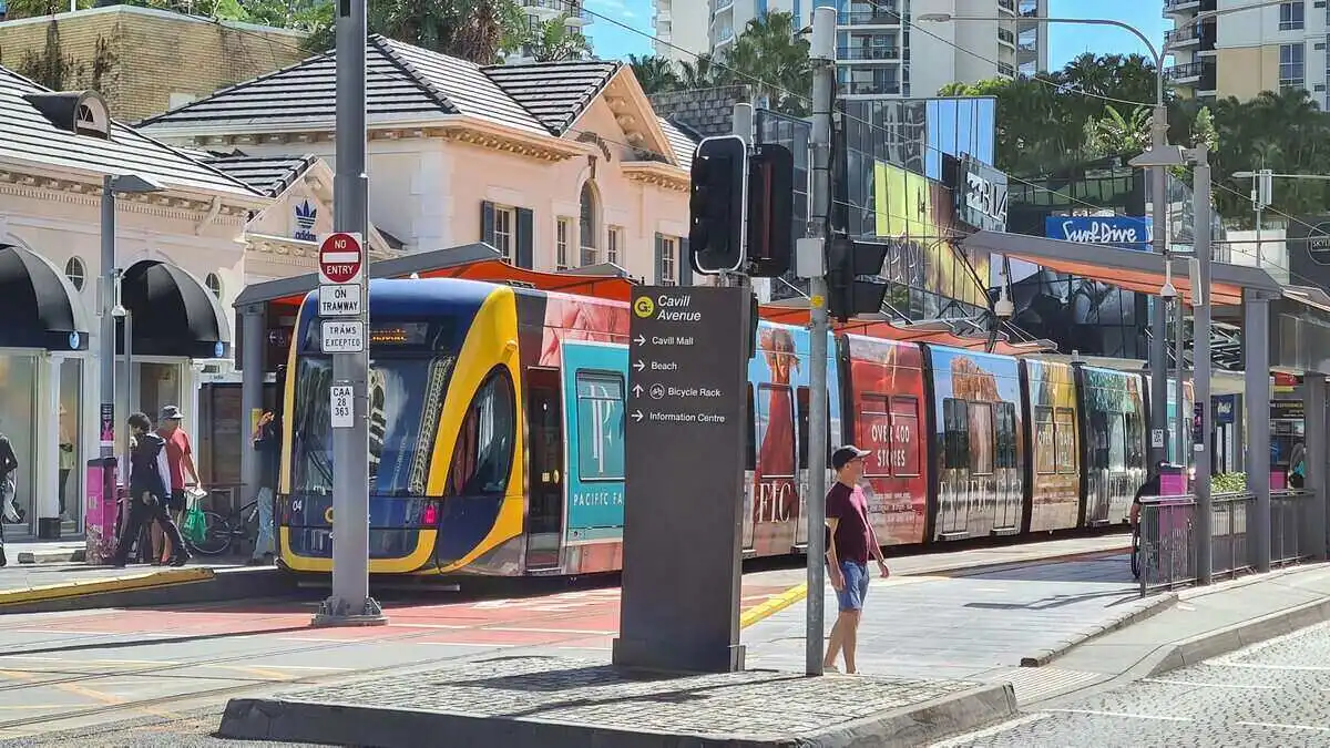 How much can Queenslanders save with 50c public transport fares?